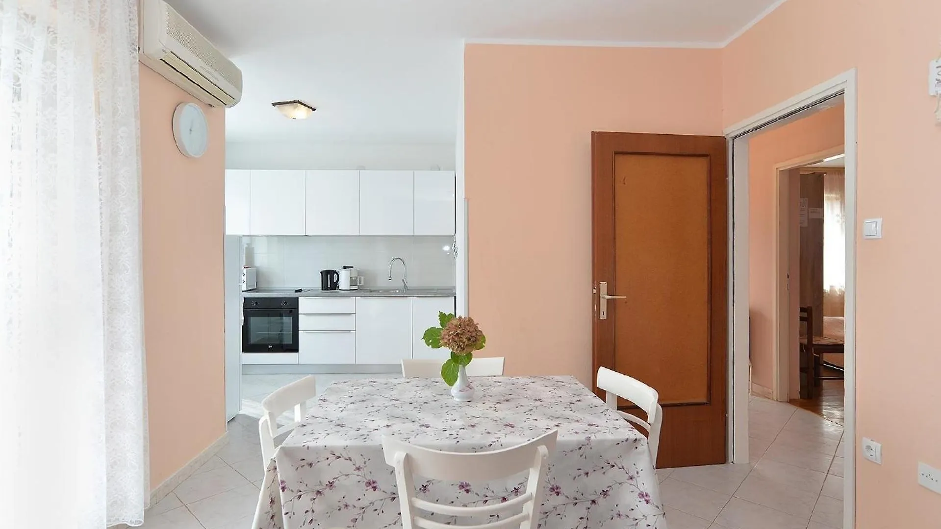 Apartment Ferienwohnung Fuer 5 Personen Ca 50 Qm In Rabac, Istrien Bucht Von Rabac